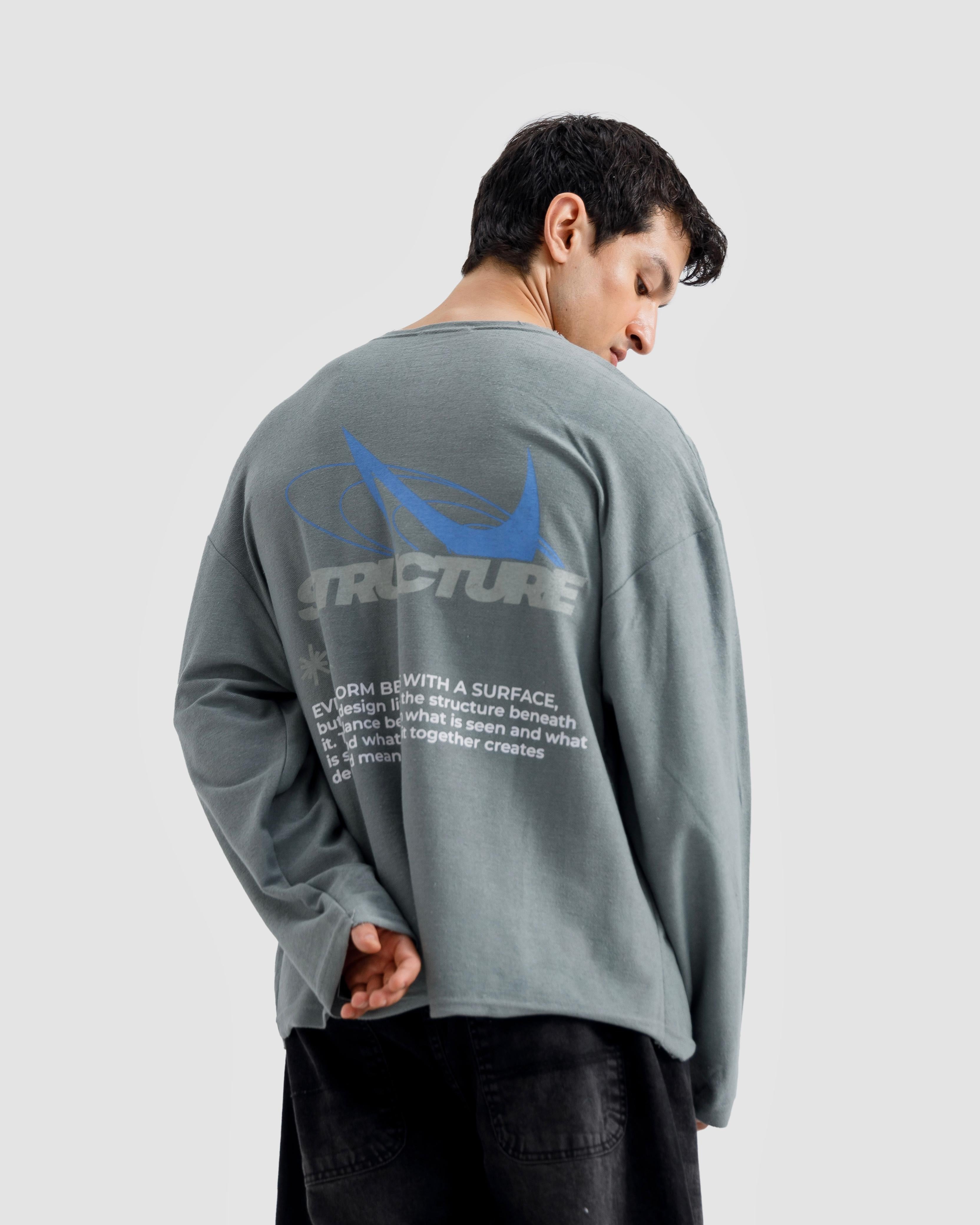 Reverse Detail Structure Studio Tshirt