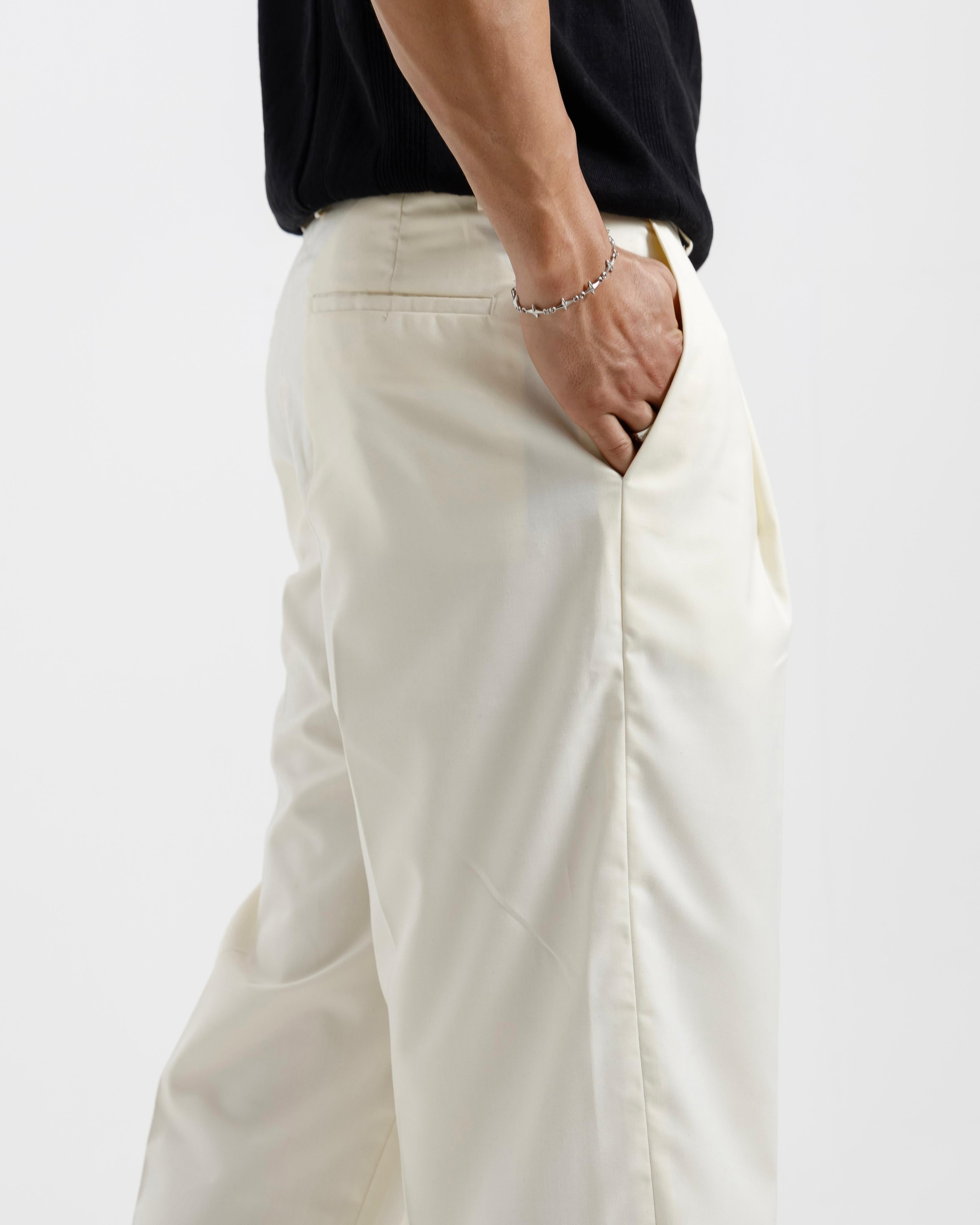 Tailored Wide Leg Pleated Pants