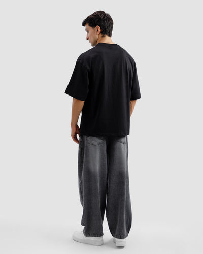 Black Essential Tshirt