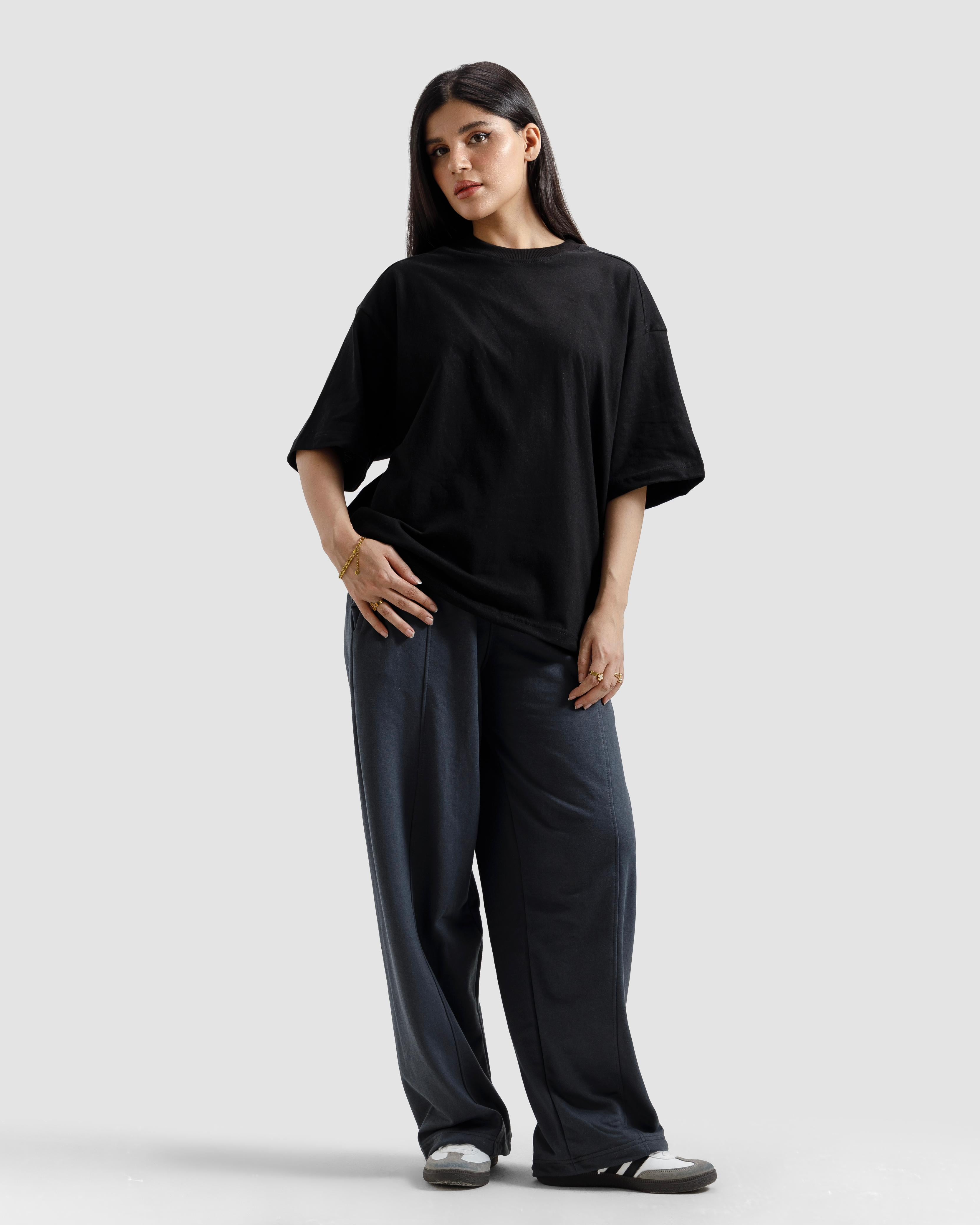 Boxy Shoulder Detail Basic Essential