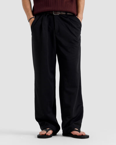 Straight Fit Tailored Pleated Pants
