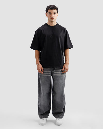 Black Essential Tshirt